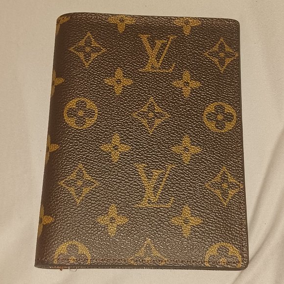 AUTHENTIC LOUIS VUITTON WALLET W/ MINOR DAMAGE - Picture 1 of 16